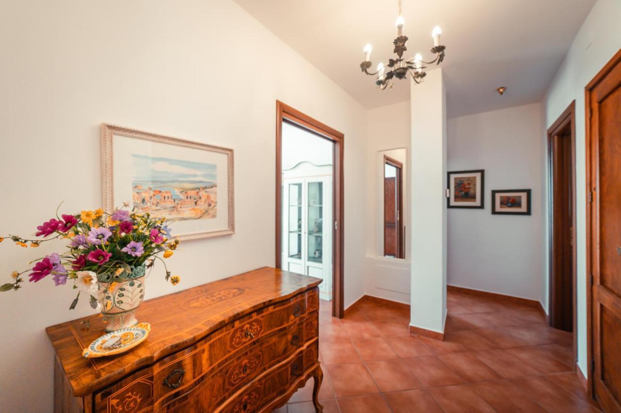 Taoapartments - Casa Vittoria Таорміна Екстер'єр фото