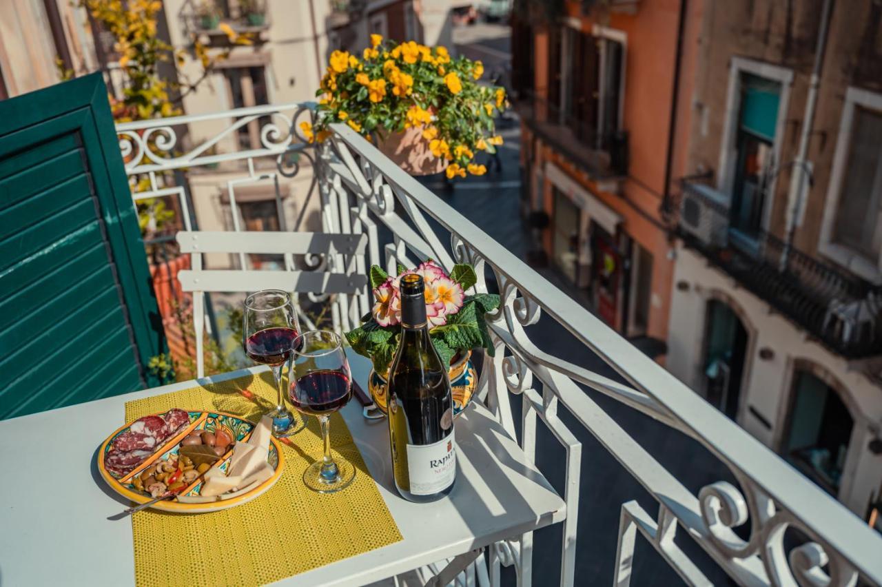 Taoapartments - Casa Vittoria Таорміна Екстер'єр фото